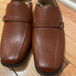 Boys brown dress shoe
